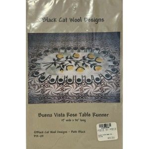Vintage ©2004 - Black Cat Wool Designs - Buena Vista Rose Table Runner